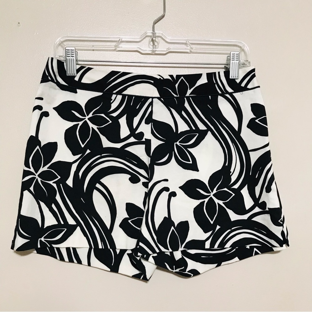 White House Black Market Black & White Floral Print Shorts